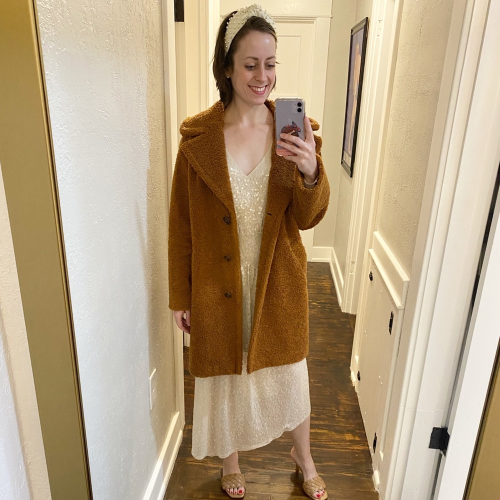 Express Sequin V-Neck Midi Dress! - Picture 7 of 14